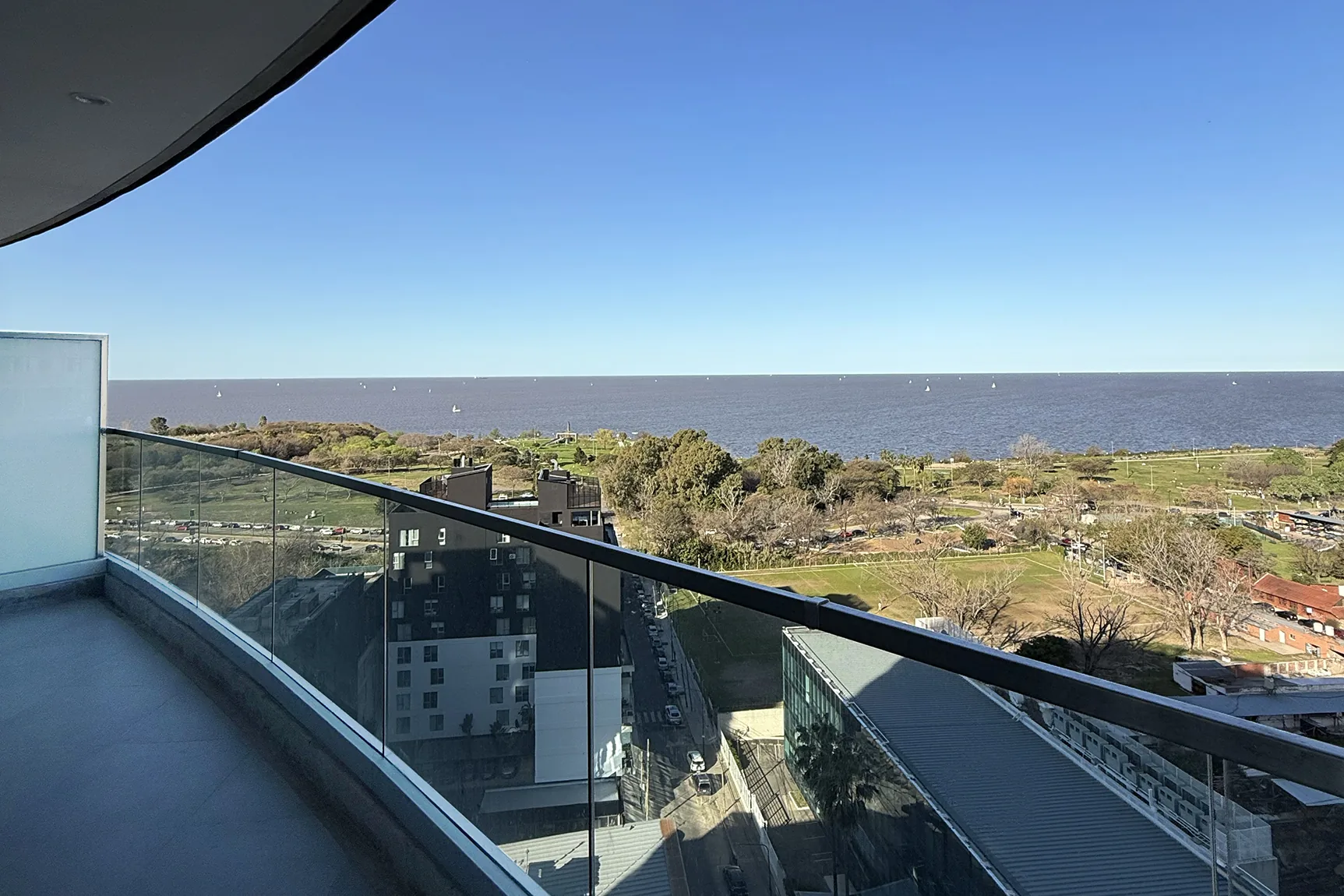 Balcón del semipiso 18B