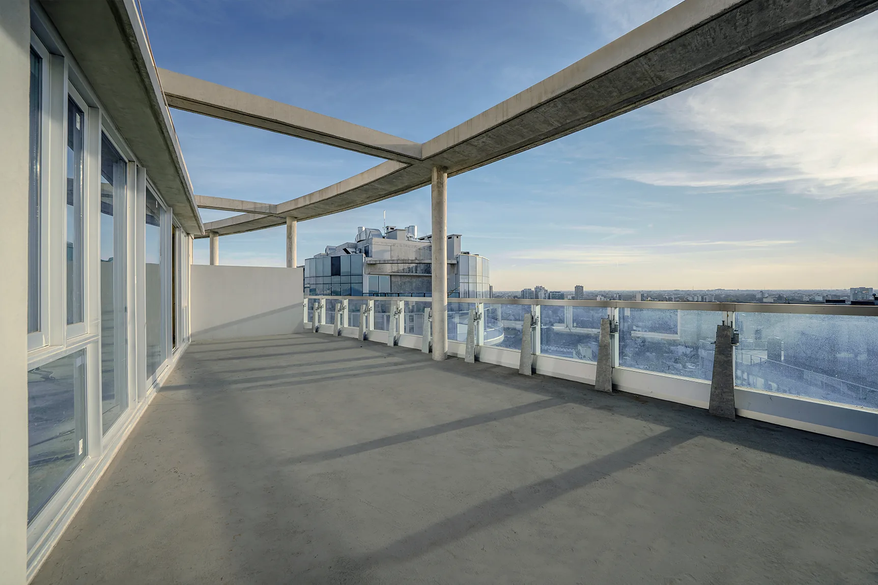 Balcón del triplex F torre Río